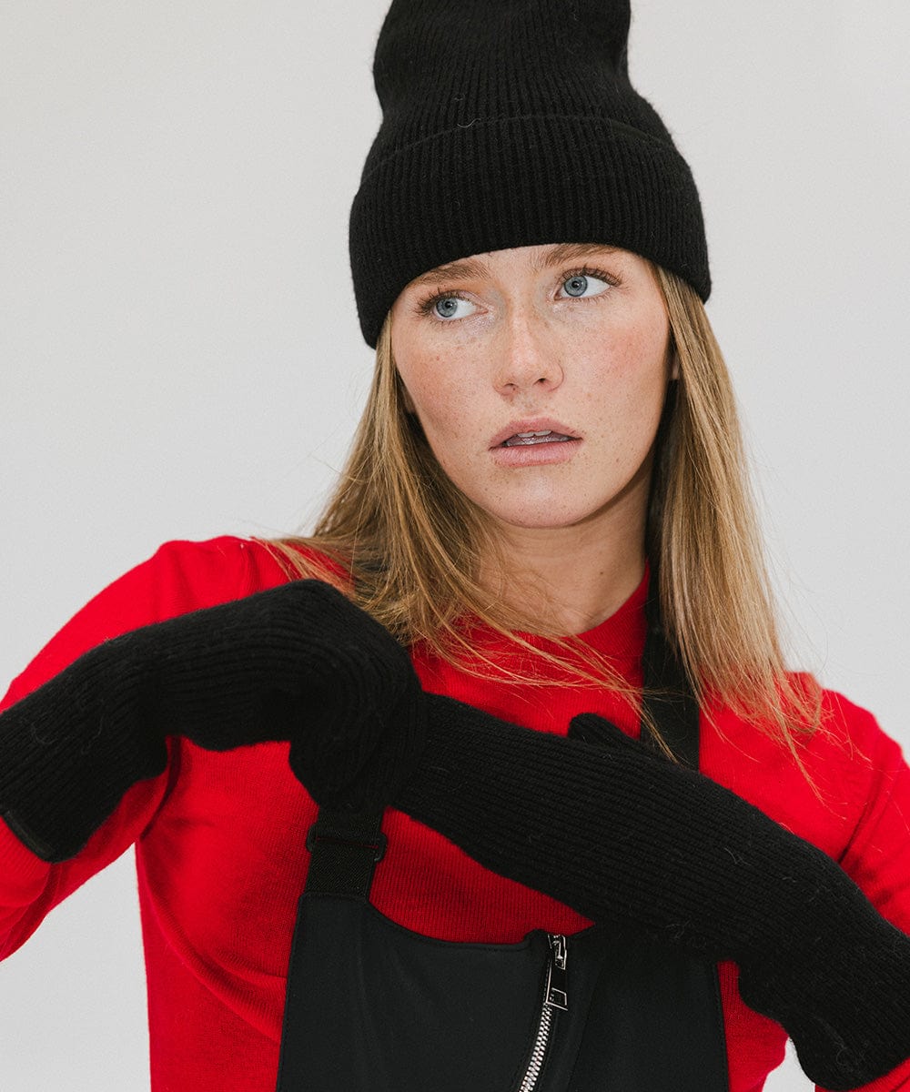 Gigi Pip winter accessories for women - Nina Knit Beanie + Mitten Set - a beanie + mitten luxury matching set featuring a Gigi Pip branded label [black]