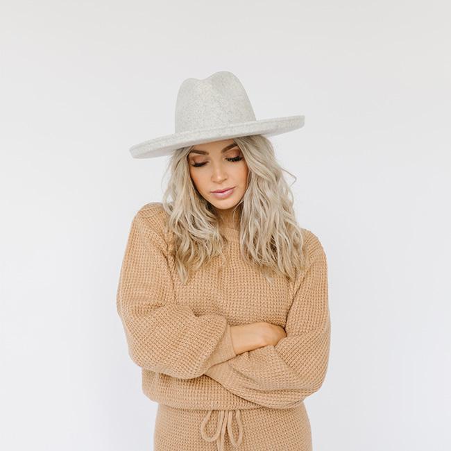 Blemished Felt The Cara Loren Pencil Brim Hat - Heather Grey BLEMISHED [Heather Grey]